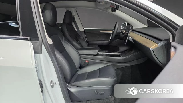 Tesla Model Y id 4443031 из Кореи 18