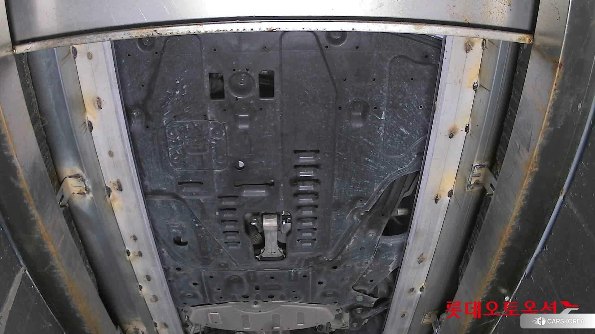 Kia Carnival id 3875723 из Кореи 18