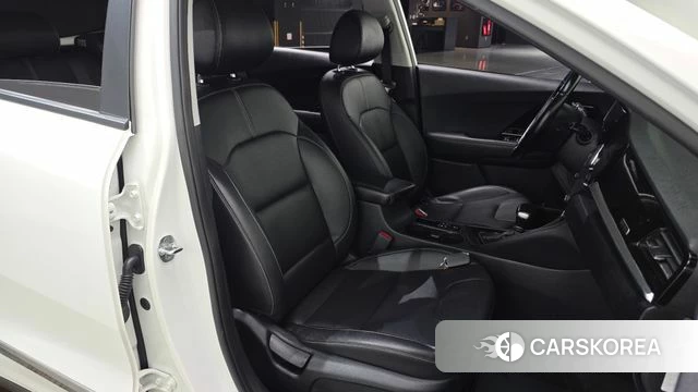 Kia The New Niro id 4737335 из Кореи 18