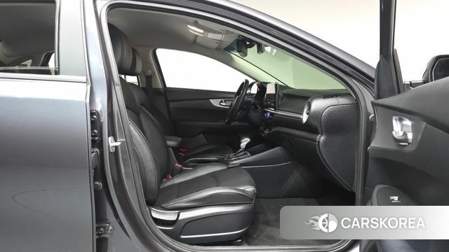 Kia The New K3 2nd generation id 4745745 из Кореи 18