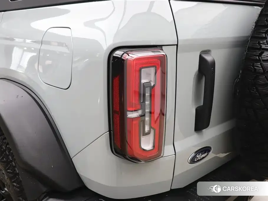 Ford Mustang id 4547940 из Китая 18