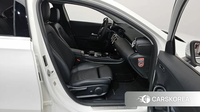 Mercedes-Benz A-Class W177 id 4482668 из Кореи 18