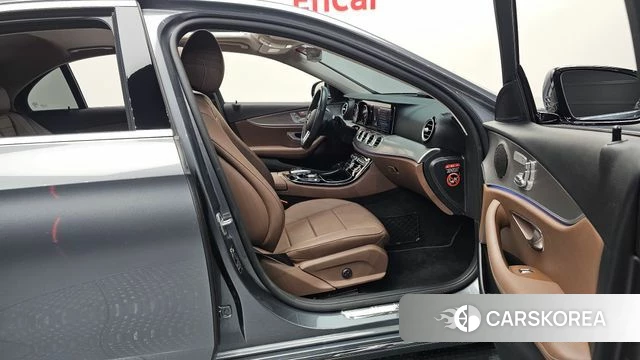 Mercedes-Benz E-Class W213 id 4551645 из Кореи 18
