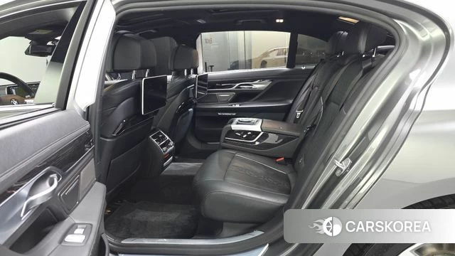 BMW 7 Series (G11) id 4689445 из Кореи 18