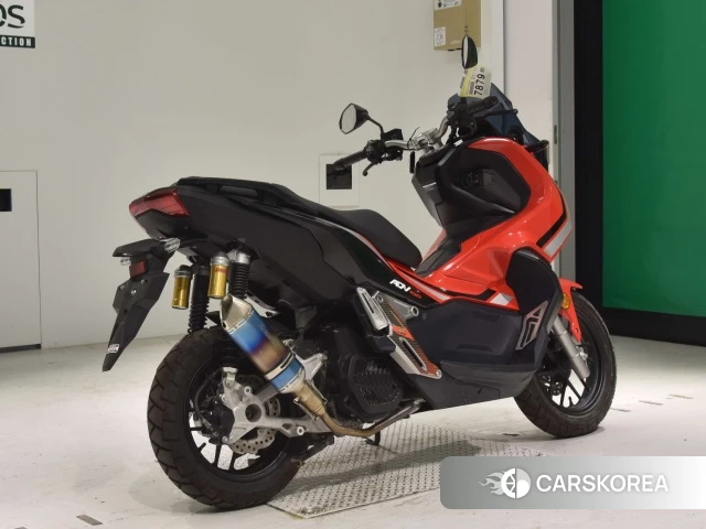 Проданный Honda ADV150 2019 из Японии, фото 2