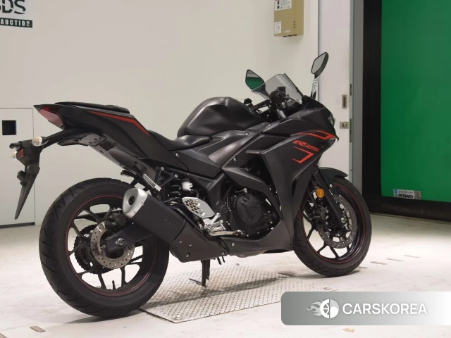 Проданный Yamaha YZF-R25 2014 из Японии