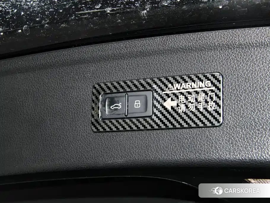 Audi Q5L id 4679505 из Китая 18