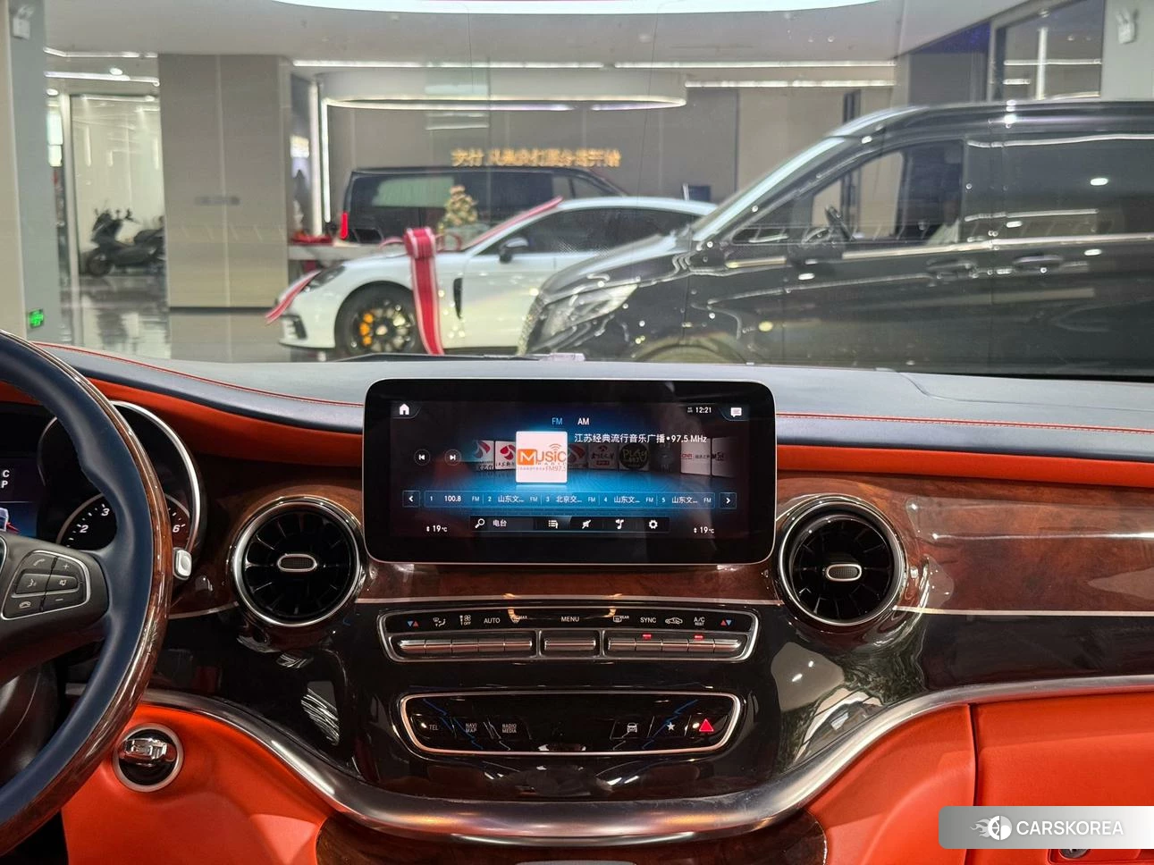 Mercedes-Benz V-class id 4452822 из Китая 18