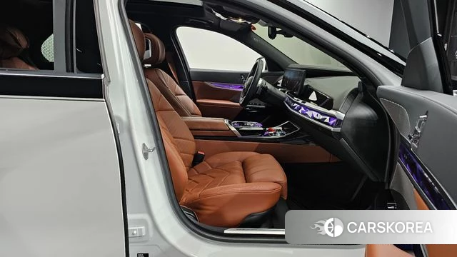 BMW 7 Series (G70) id 4200718 из Кореи 18