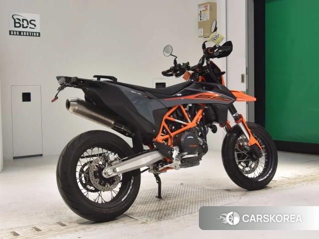 Проданный KTM 690 SMC R 2023 из Японии