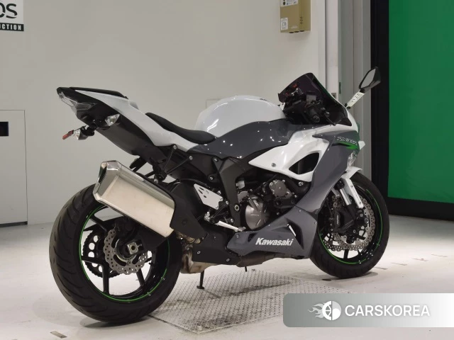 Проданный Kawasaki ZX-6R NINJA ABS 2020 из Японии, фото 2