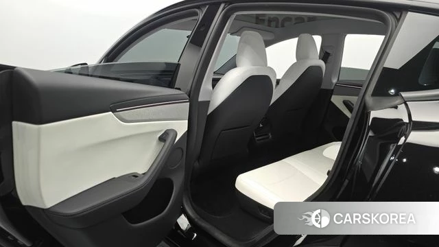 Tesla Model Y id 4400184 из Кореи 18