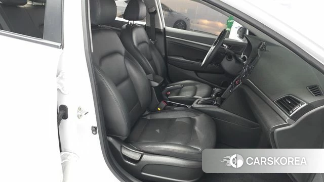 Hyundai Avante AD id 4781064 из Кореи 18