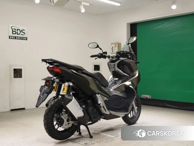Проданный Honda ADV150 2019 из Японии, фото 2
