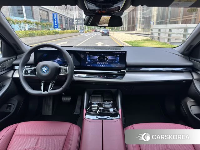 BMW i5 id 3907767 из Китая 18