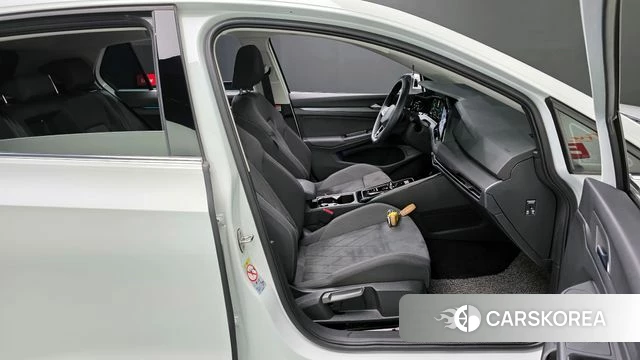 Volkswagen Golf 8th Generation id 4243258 из Кореи 18