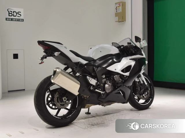 Проданный Kawasaki ZX-6R NINJA ABS 2020 из Японии, фото 2