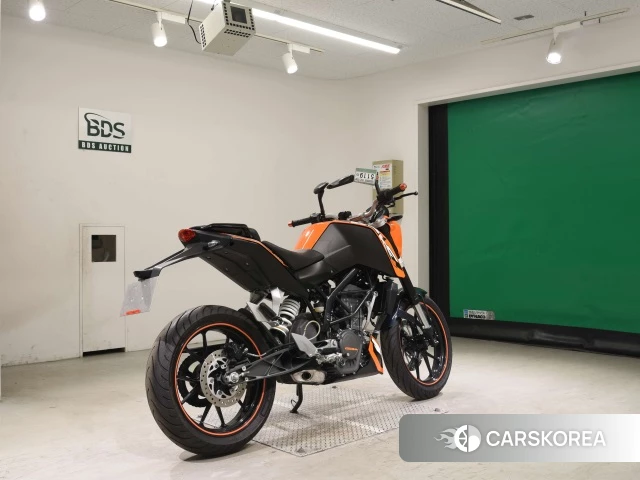 Проданный KTM 200 DUKE 2012 из Японии, фото 2
