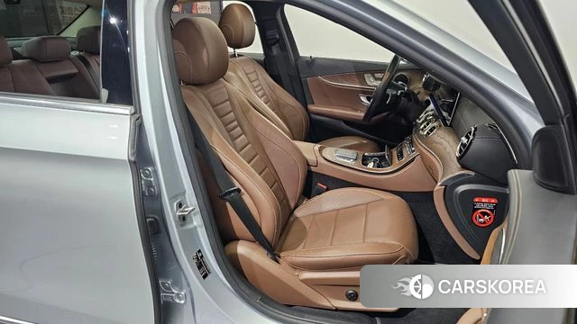 Mercedes-Benz E-Class W213 id 4283783 из Кореи 18