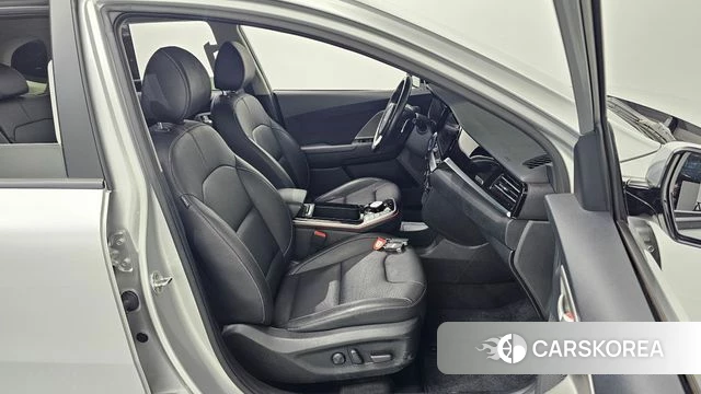 Kia Niro Plus id 4676099 из Кореи 18