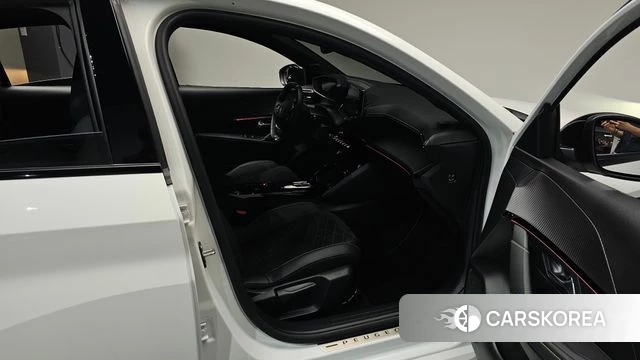 Peugeot e-208 second Generation id 4506088 из Кореи 18