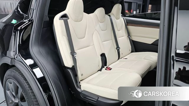 Tesla Model X id 4523346 из Кореи 18