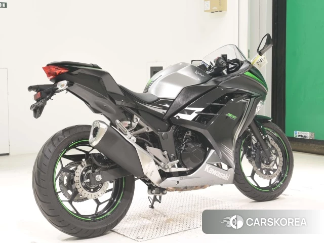 Проданный Kawasaki NINJA 250 ABS 2015 из Японии, фото 2
