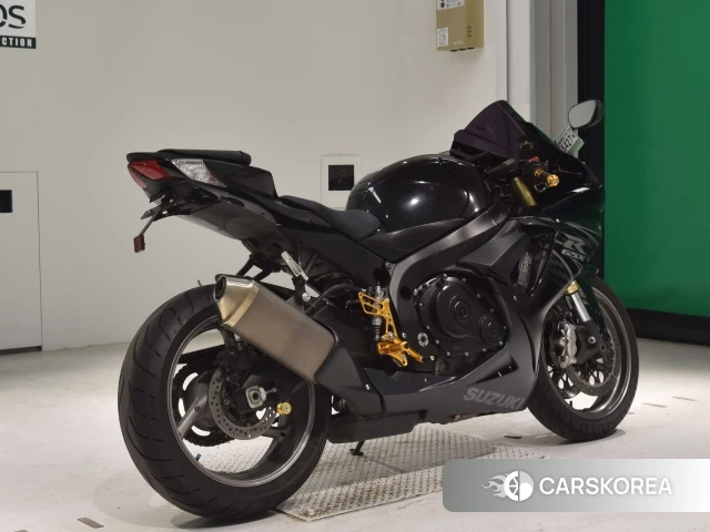Проданный Suzuki GSX-R750 2012 из Японии, фото 2