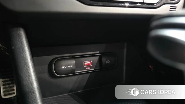 Kia The New Niro id 4520149 из Кореи 18