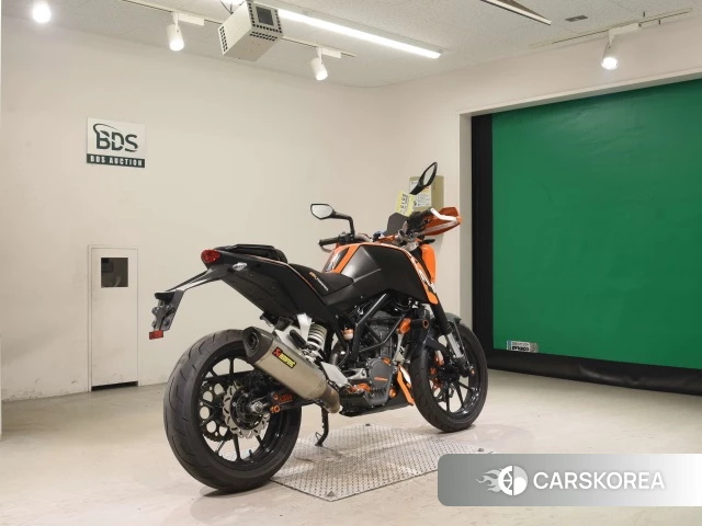 Проданный KTM 125 DUKE 2013 из Японии, фото 2