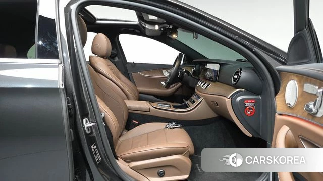 Mercedes-Benz E-Class W213 id 4619559 из Кореи 18