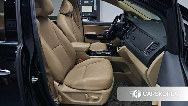 Kia The New Carnival id 4568214 из Кореи 18
