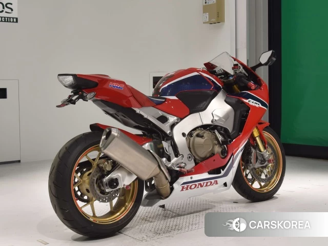 Проданный Honda CBR1000RR SP 2017 из Японии, фото 2