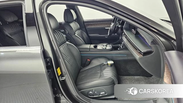 Genesis G90 (RS4) id 4230992 из Кореи 18