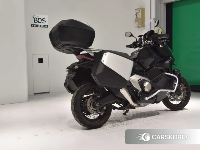 Проданный Honda X-ADV 750 id 4177074 из Японии, фото 2