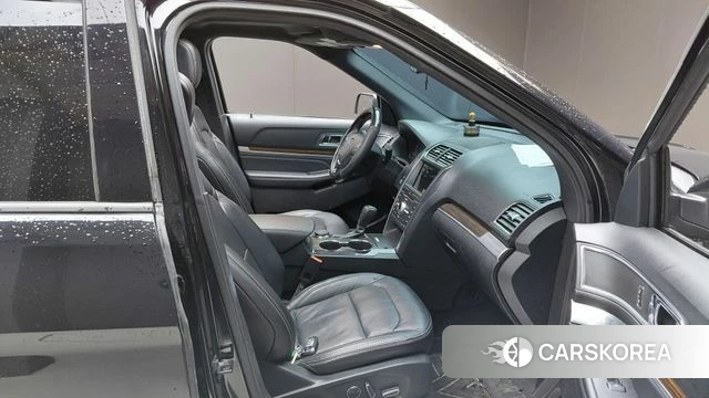 Ford Explorer id 4568687 из Кореи 18