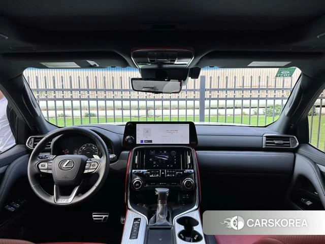 Lexus LX id 4273584 из Китая 18