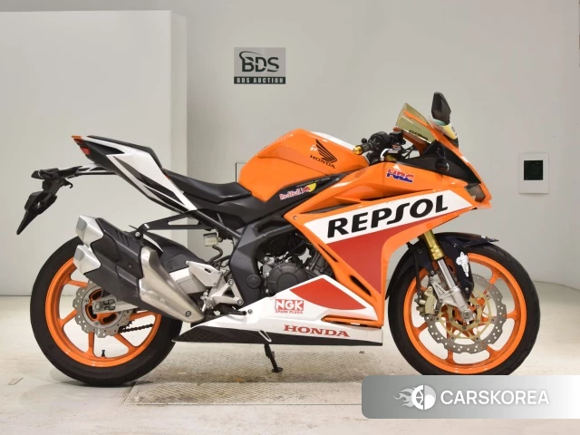 Honda CBR250RR id 3946992 из Японии 18