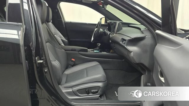 Lexus UX250h id 4701408 из Кореи 18