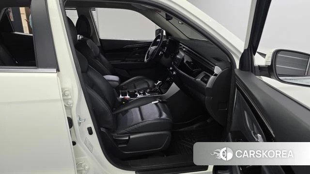 Ssangyong Beautiful Korando id 4316636 из Кореи 18