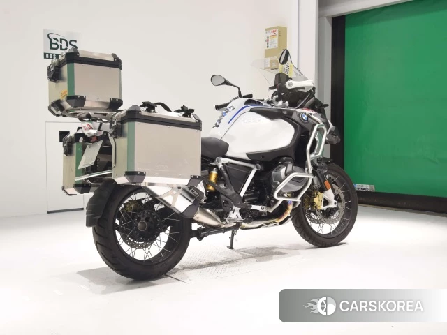 Проданный BMW R1250GS ADVENTURE 2021 из Японии, фото 2