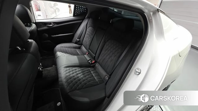 Kia Stinger Meister id 4880621 из Кореи 18