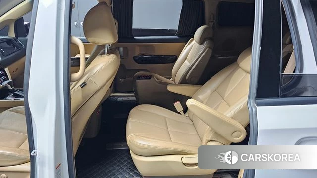 Kia The New Carnival id 4250659 из Кореи 18