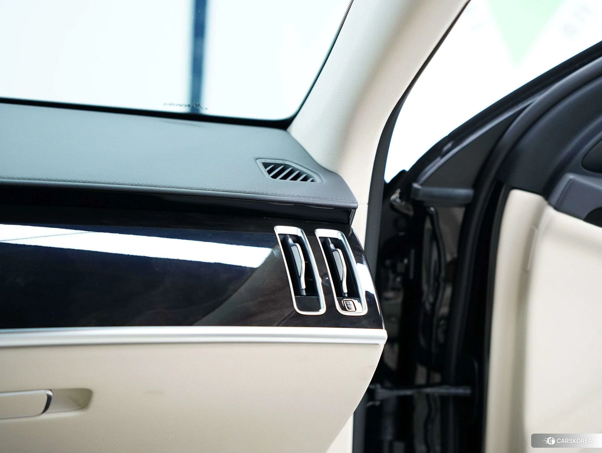 Mercedes-Benz Maybach S-class id 4512386 из Китая 18