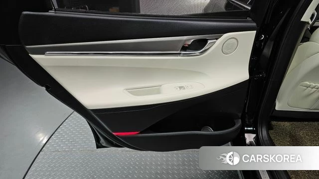 Hyundai The New Grandeur IG id 4624288 из Кореи 18