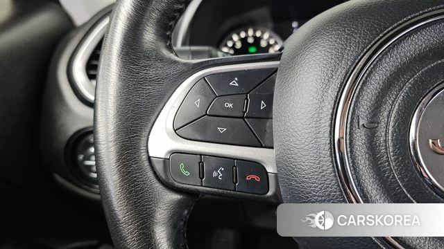 Jeep Renegade id 4615286 из Кореи 18