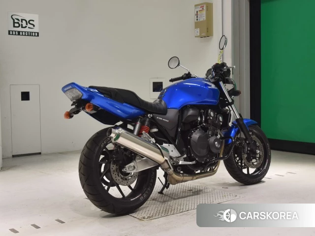 Проданный Honda CB400SF 2019 из Японии, фото 2