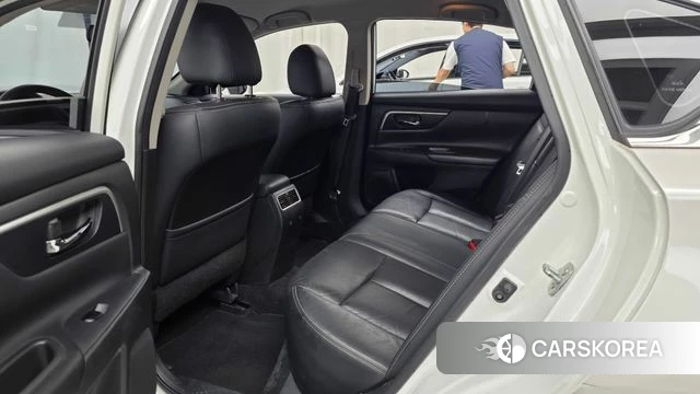 Nissan Altima id 4652189 из Кореи 18