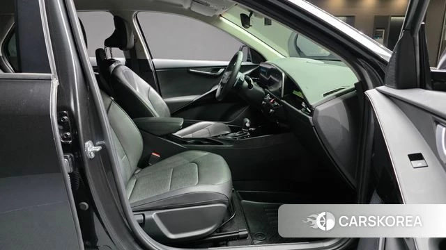 Kia Di Ol Nu Niro id 4688012 из Кореи 18
