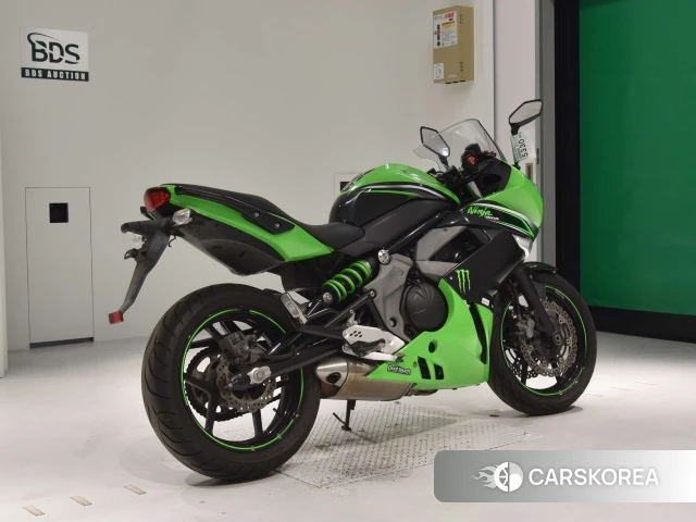 Проданный Kawasaki NINJA 400R 2012 из Японии, фото 2